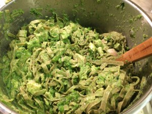 Fettucine with Creamy Spinach Sauce